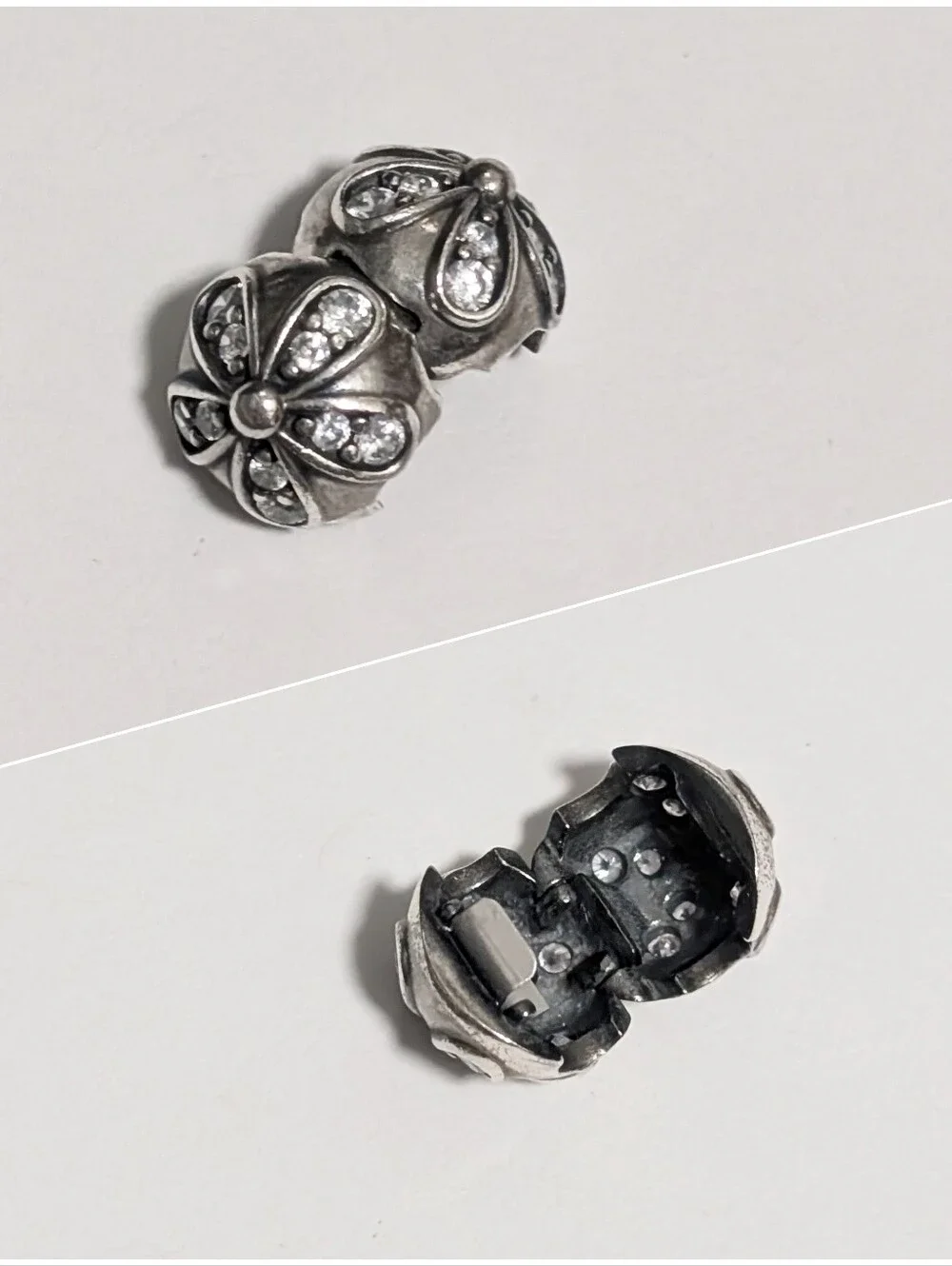 Pandora Dazzling Daisies Clip Charm Bead sterling silver 925 ALE Price is firm